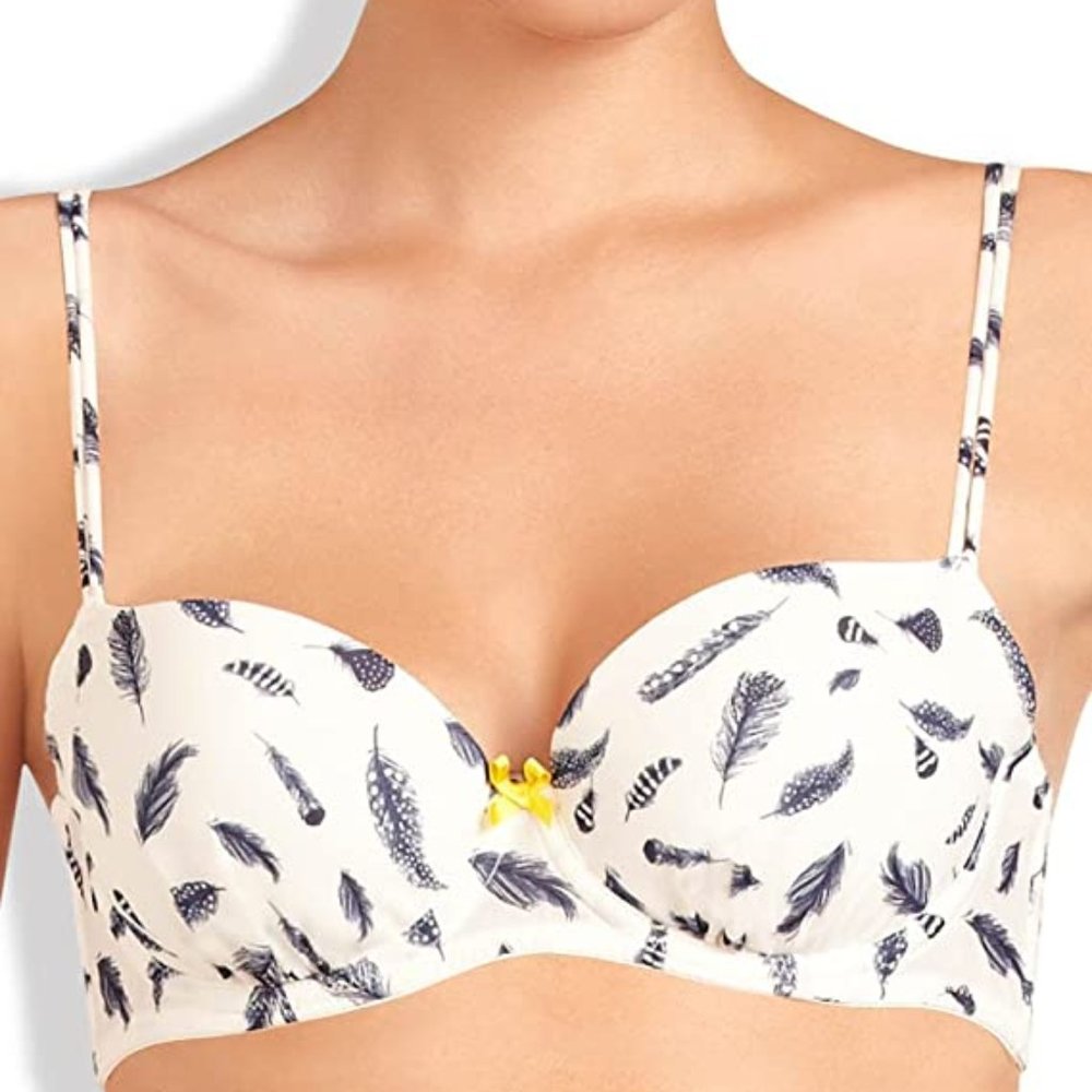 NWT Elle Macpherson Feather Contour Bra